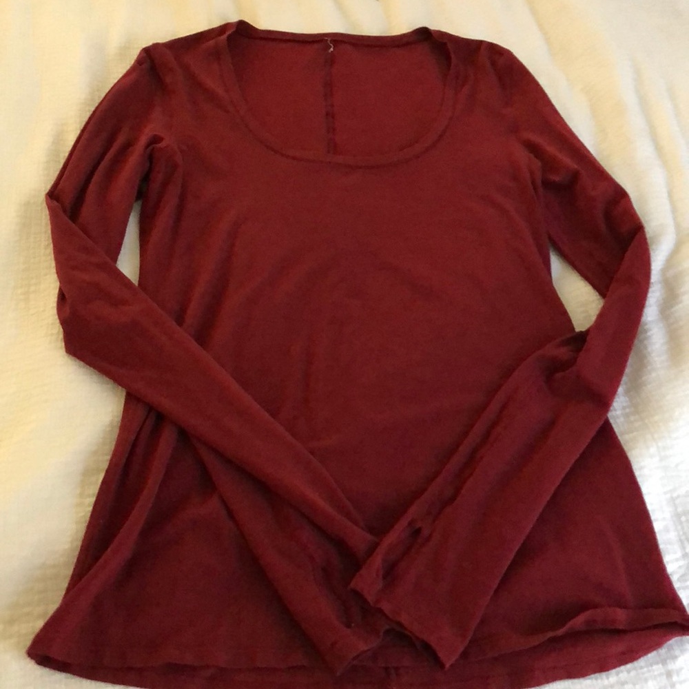 Lululemon long sleeve top